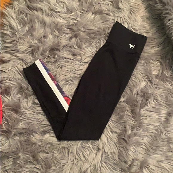 PINK Victoria's Secret Pants - Pink Leggings